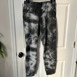 Lululemon city sweat joggers size M